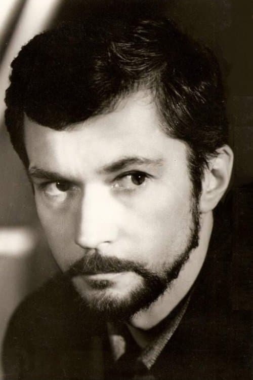 A portrait of Mircea Mureșan