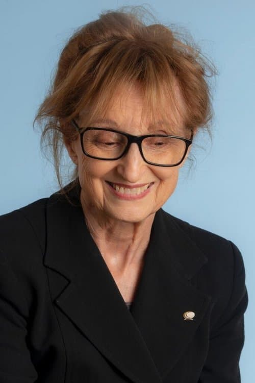 A portrait of Mireille Dansereau