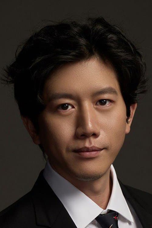Mo Tzu-Yi photo