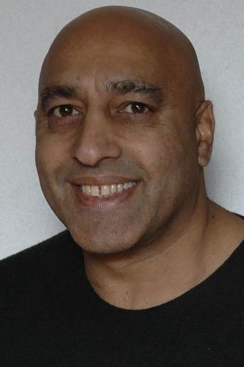 Moey Hassan photo