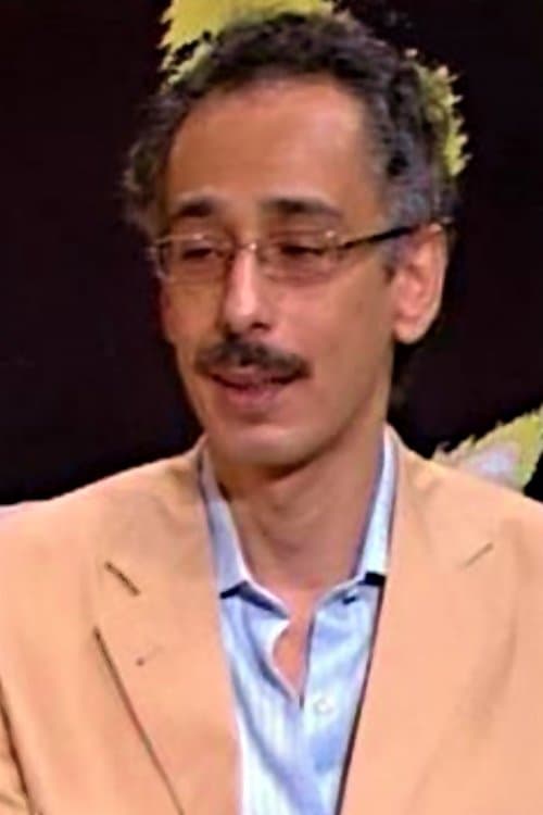 A portrait of Mohamed Amin