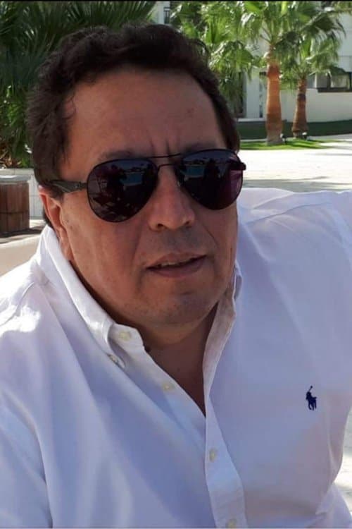 A portrait of Mohamed Yassin