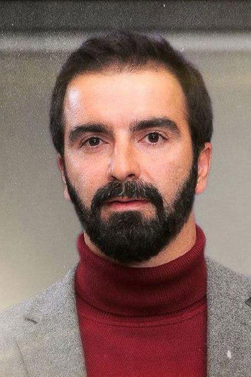 A portrait of Mohsen Gharaie