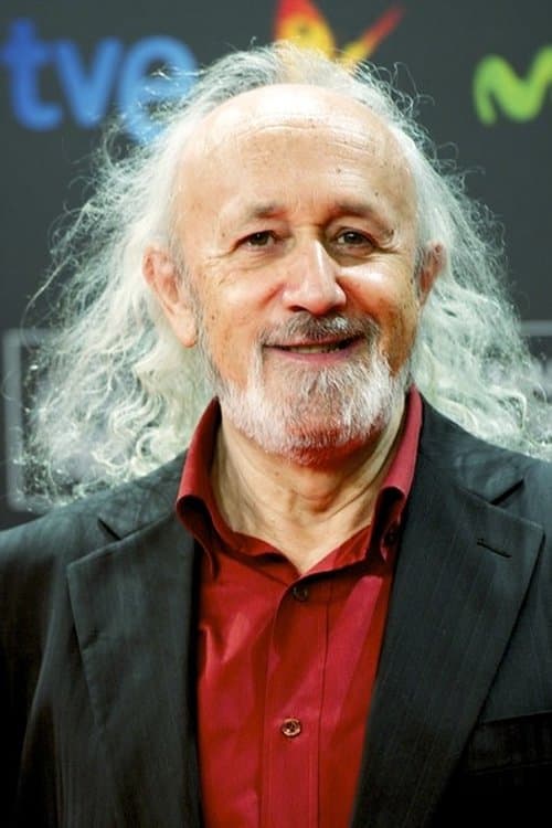 A portrait of Montxo Armendáriz
