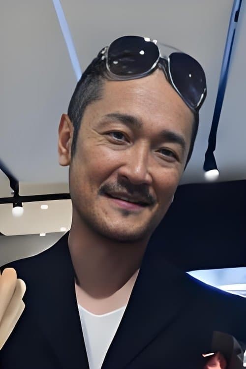 A portrait of Motoki Tanaka