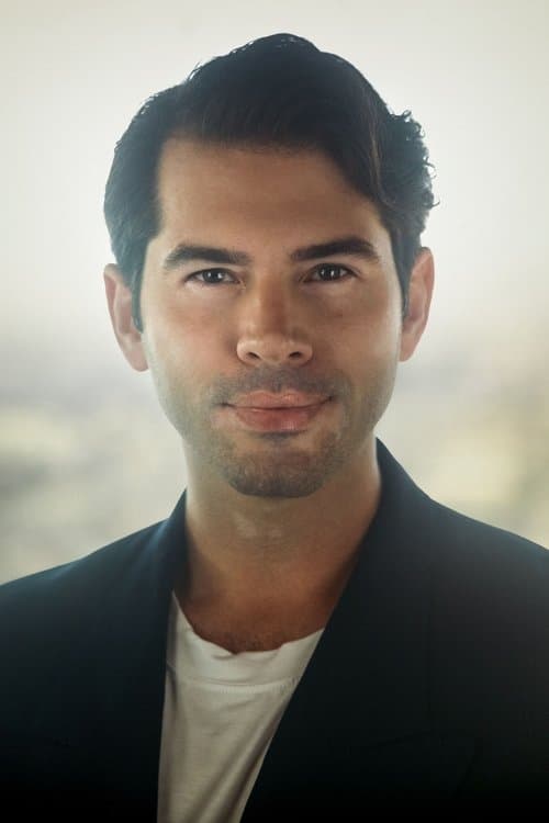 A portrait of Myles Yaksich