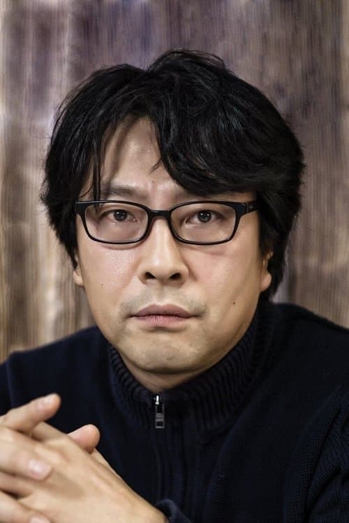 A portrait of Na Hyun