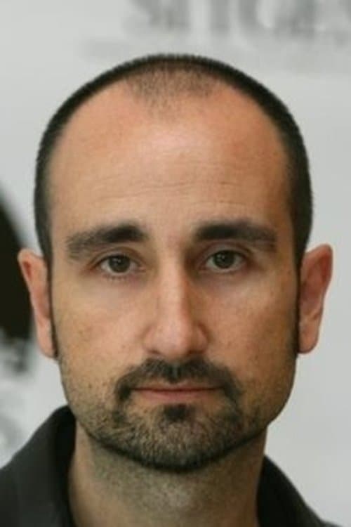 A portrait of Nacho Cerdá