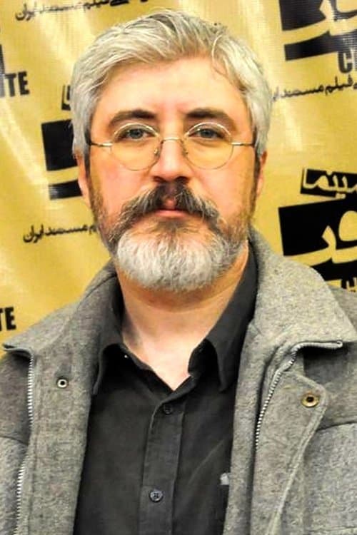A portrait of Nasser Saffarian