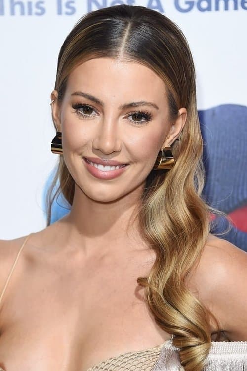 Natasha Hall photo