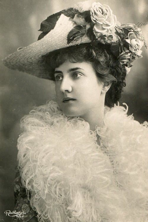 Nelly Cormon photo