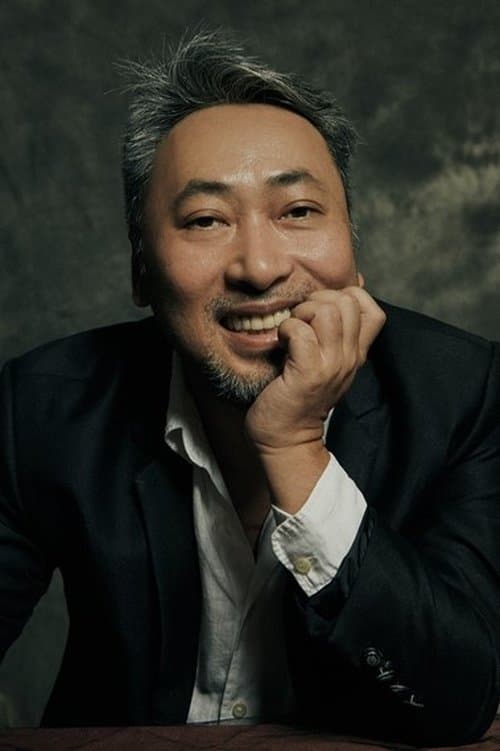 A portrait of Nguyễn Quang Dũng