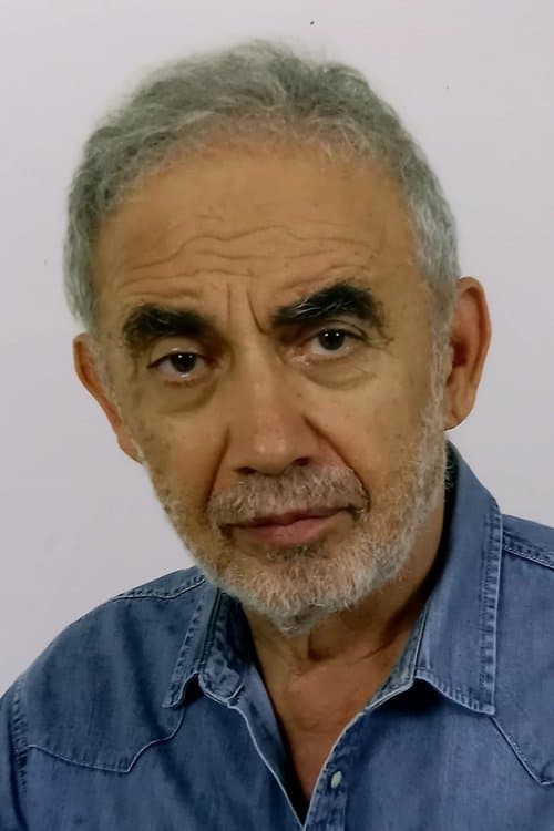 A portrait of Nikos Zapatinas
