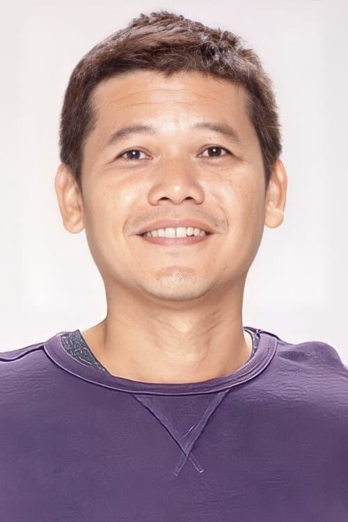 A portrait of Nithiwat Tharathorn