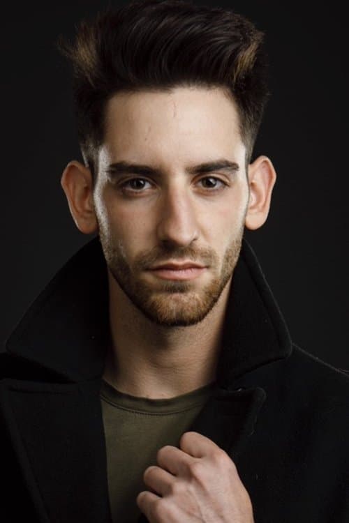 Noah Bain Garret photo