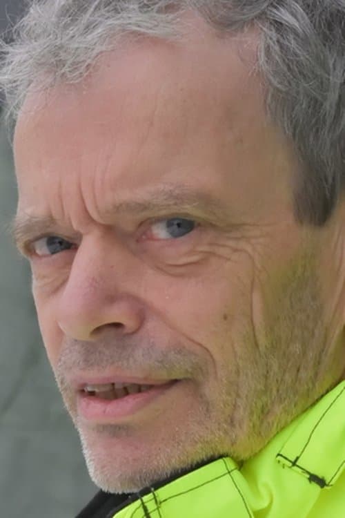 A portrait of Oddvar Einarson