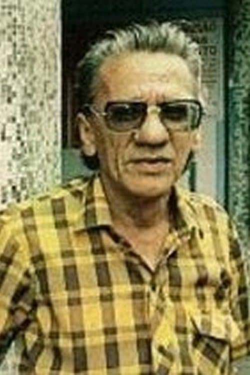 A portrait of Ody Fraga