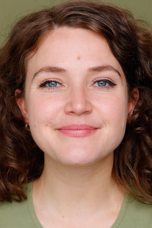 Olivia Cade photo