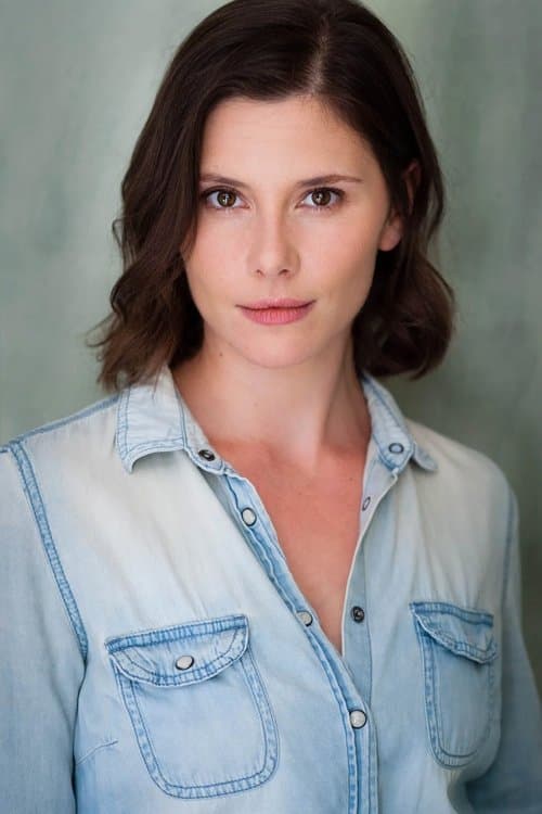 Olivia Mace photo