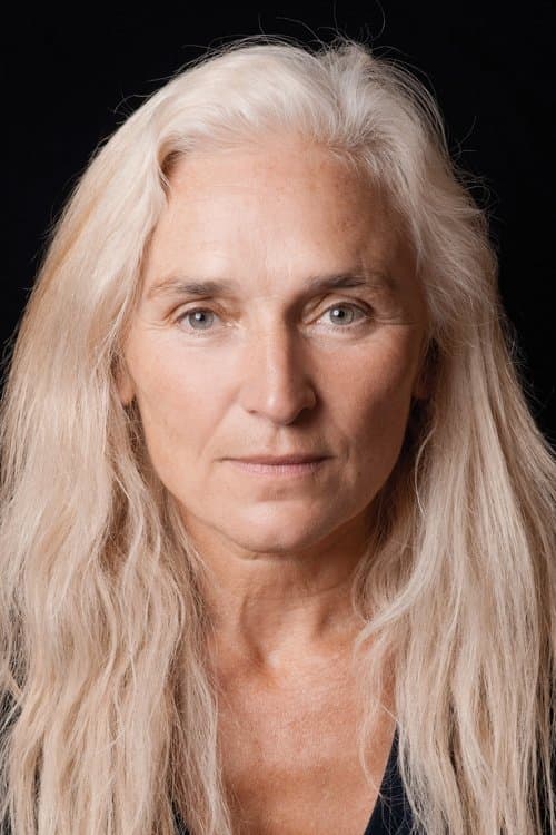 Olwen Fouéré photo