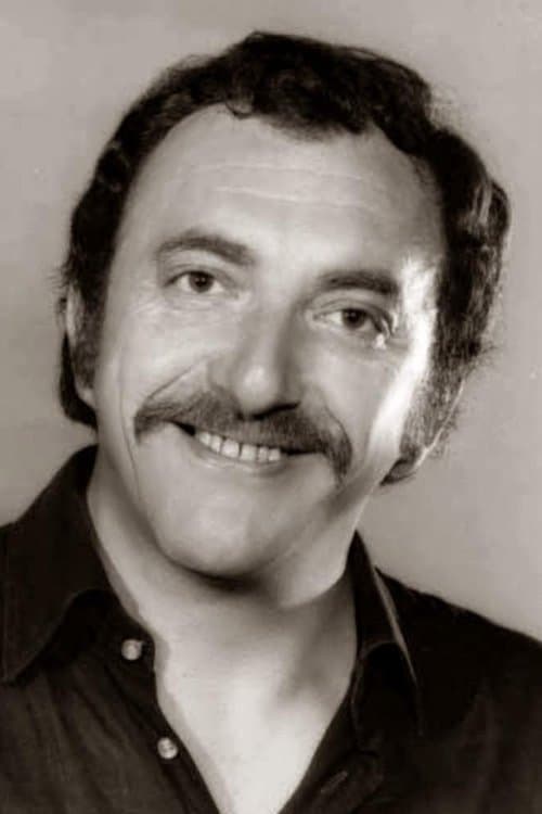 Óscar 'Cacho' Espíndola photo