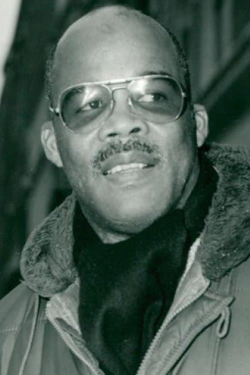 Oscar James photo