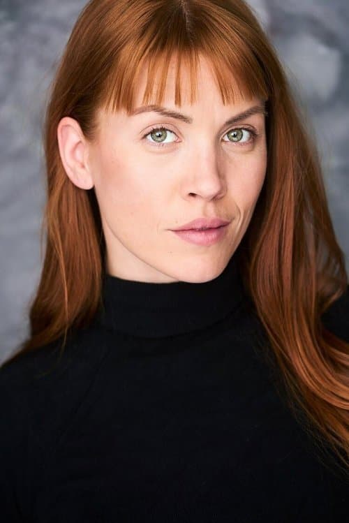 Paige Phillips photo
