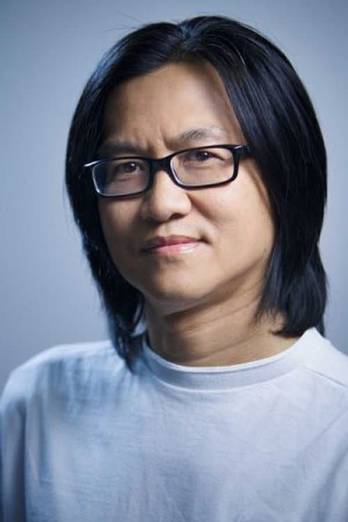 A portrait of Pakphum Wongjinda