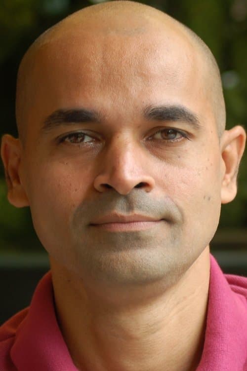 A portrait of Paresh Mokashi