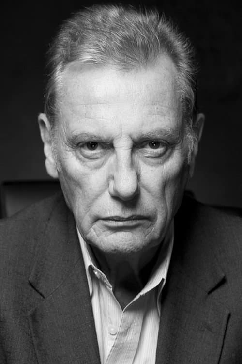 Paul Darrow photo