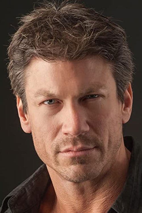 Paul Logan photo
