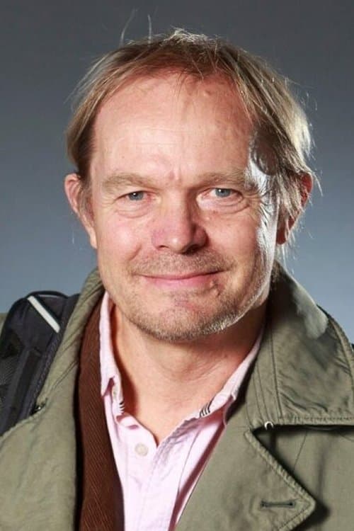 A portrait of Paul Murton