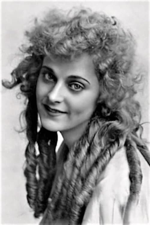 Peggy Pearce photo