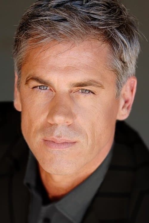 Peter Mochrie photo