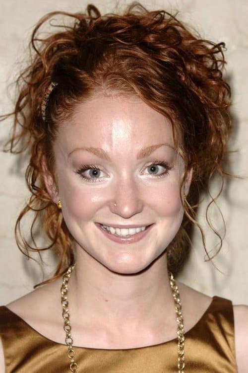 Phoebe Thomas photo