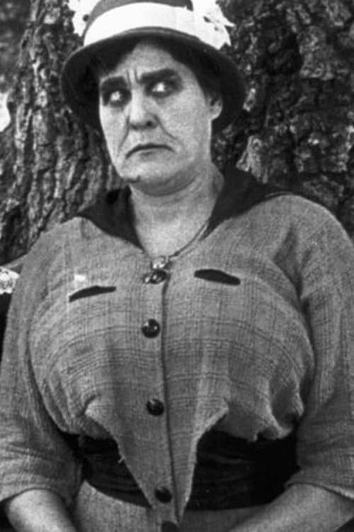 Phyllis Allen photo