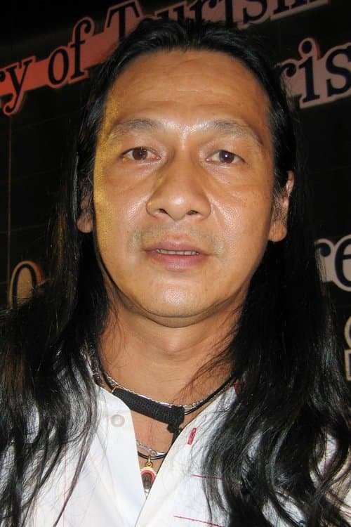 Pongpat Wachirabunjong photo