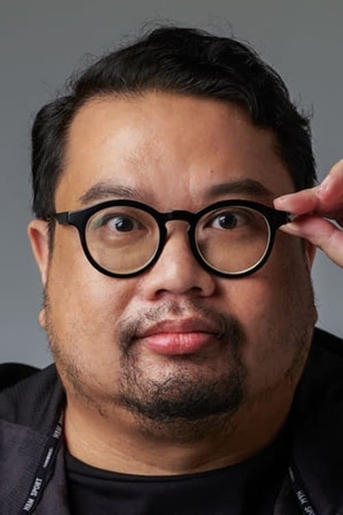 A portrait of Prueksa Amaruji