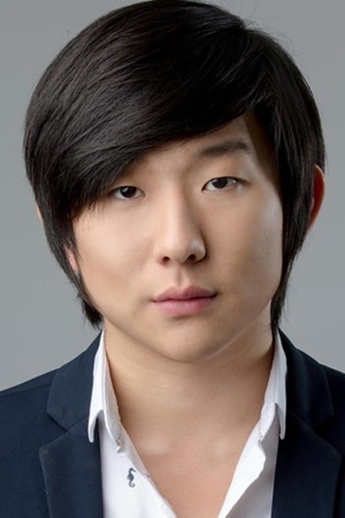 Pyong Lee photo