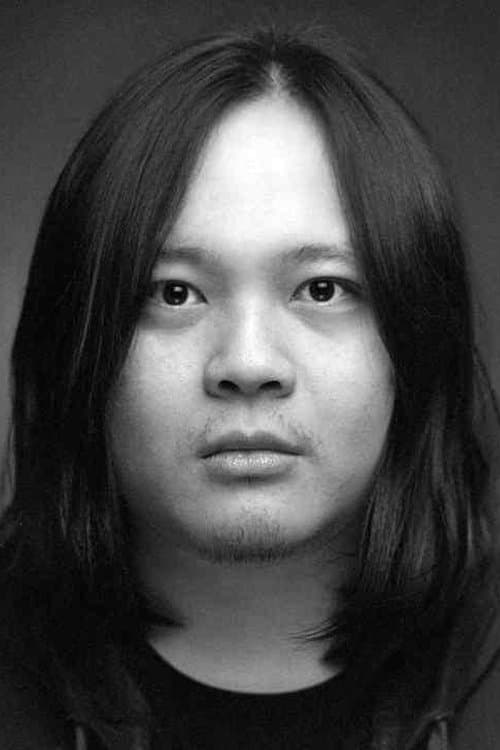 A portrait of Qiu Yang
