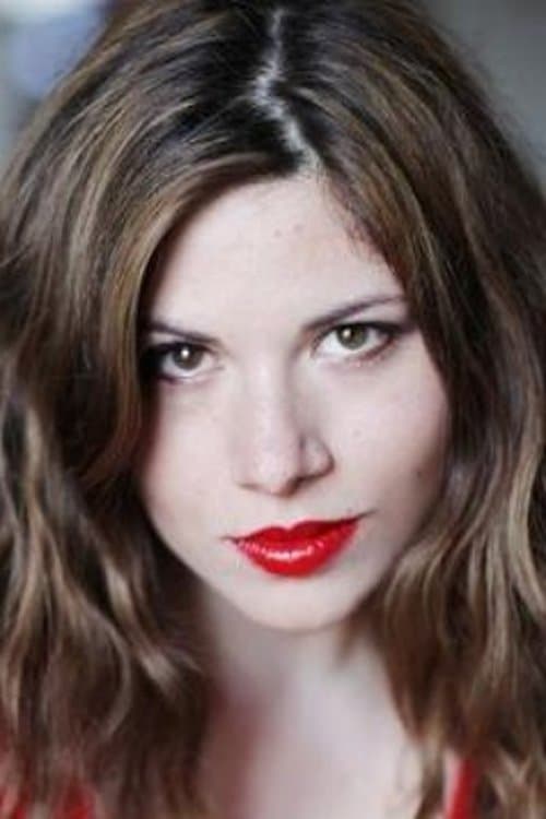 A portrait of Rachel Suissa