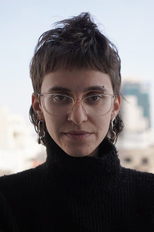 A portrait of Rachel Szor