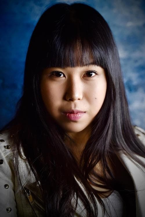 Rae Lim photo