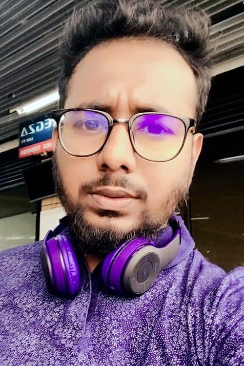 A portrait of Raihan Rafi