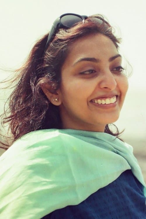 A portrait of Rajshree Ojha
