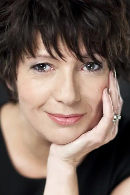Raphaela Dell photo
