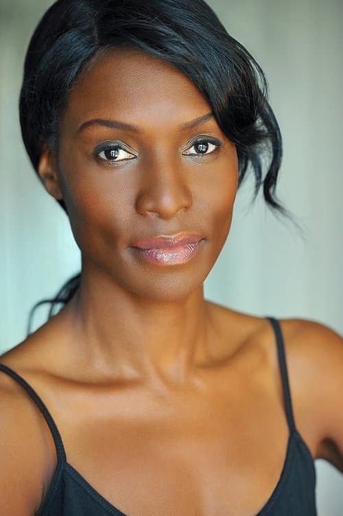 Rayna Campbell photo