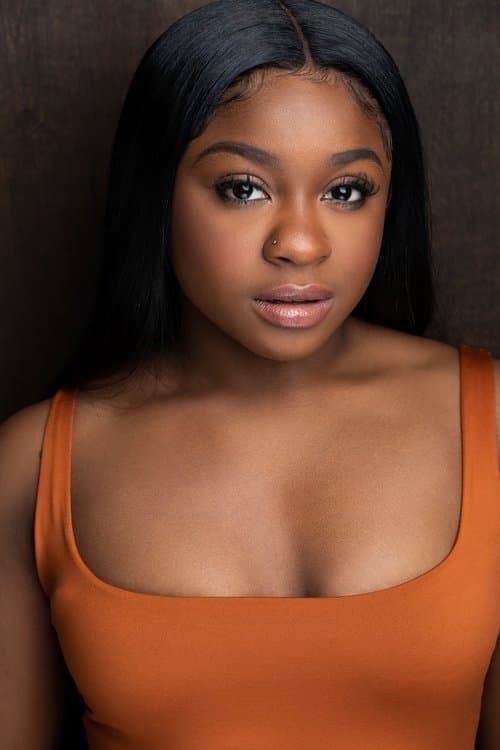 Reginae Carter photo