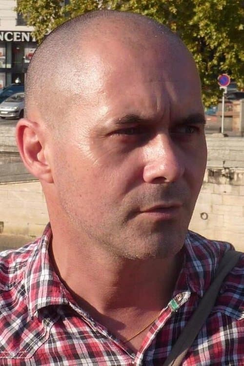 A portrait of Rémi Lange