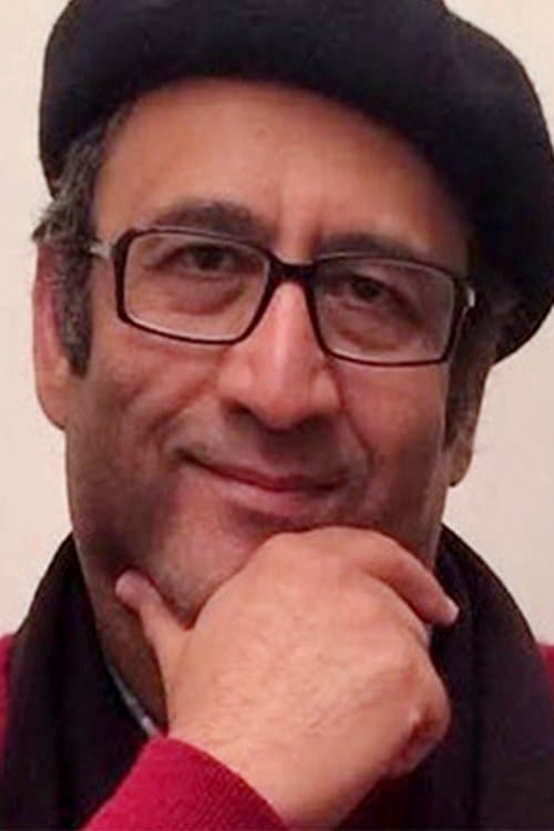 A portrait of Reza Karimi